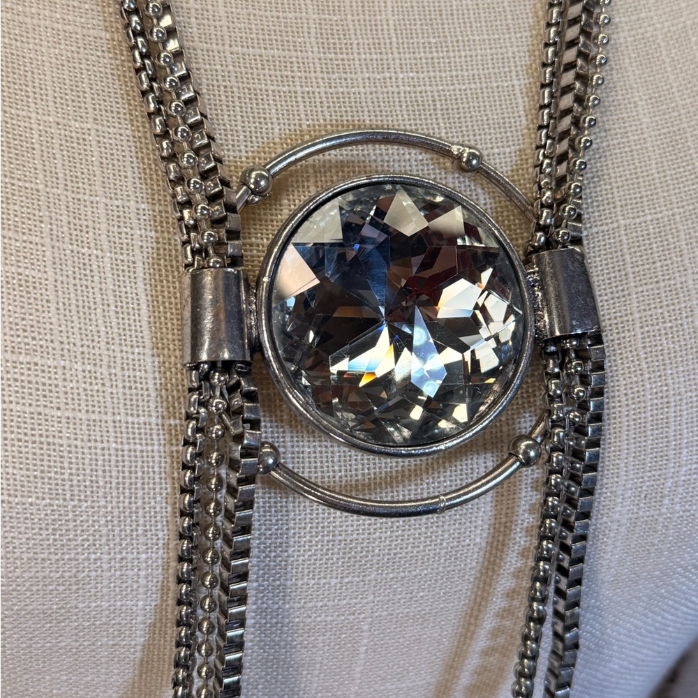 Large solitaire Faceted Crystal glass Pendant triple tassel statement necklace. - Picture 2 of 8